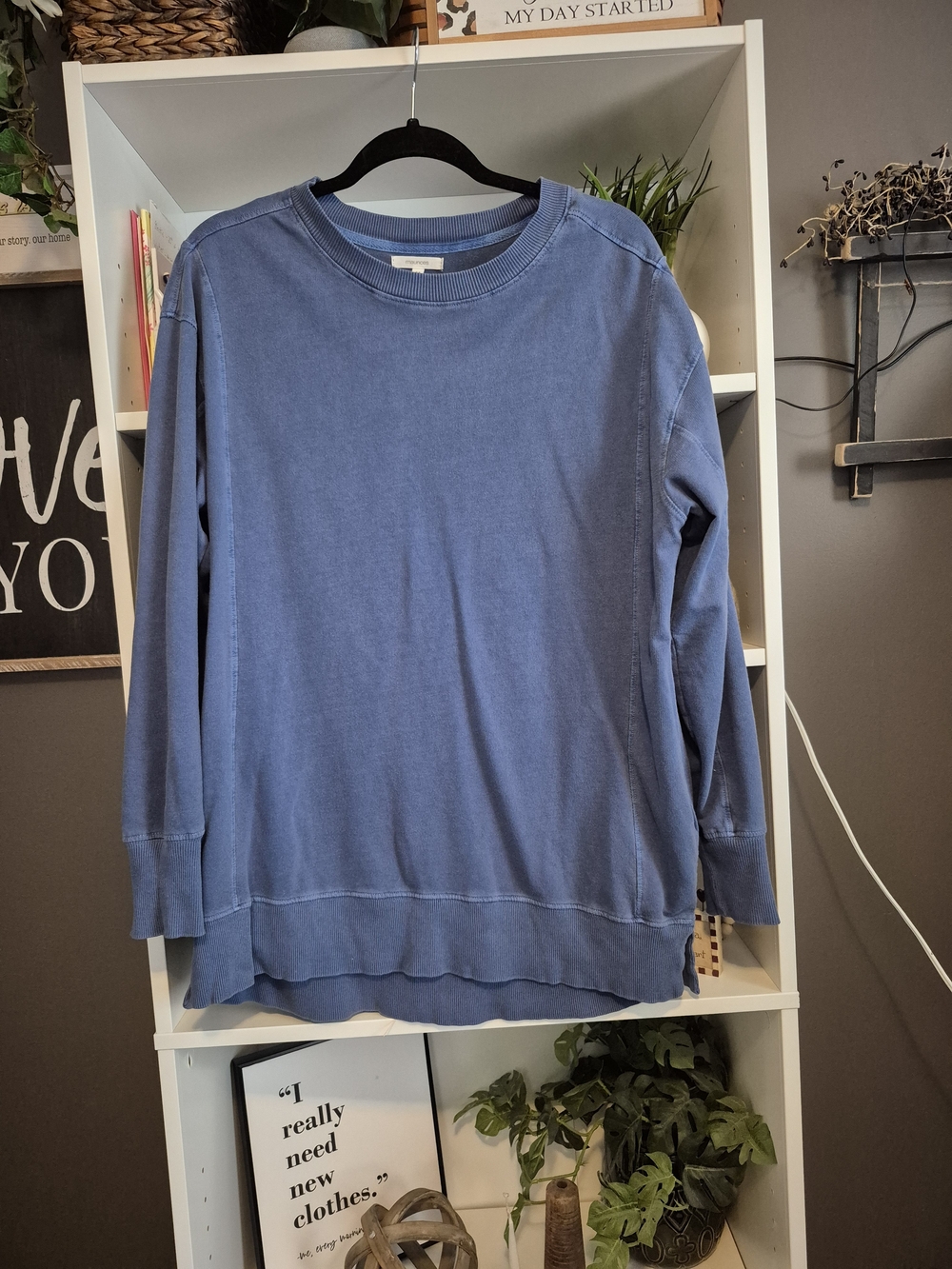 Maurices navy blue crewneck sweatshirt